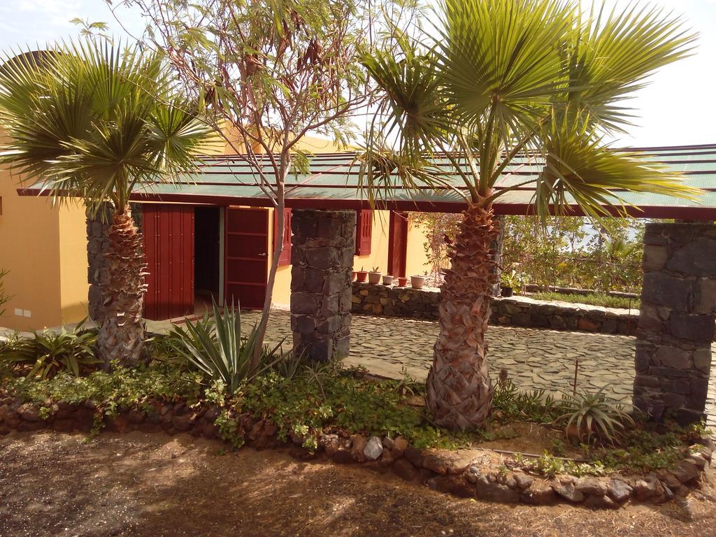 Coin De Paradis,Pavillon Doucimar Porto Novo Exterior foto